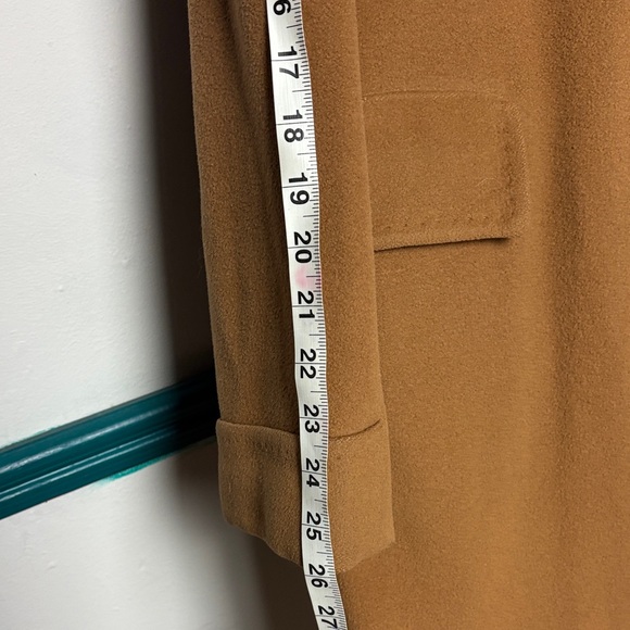 Di silver Men's Tan Overcoat - Picture 12 of 13